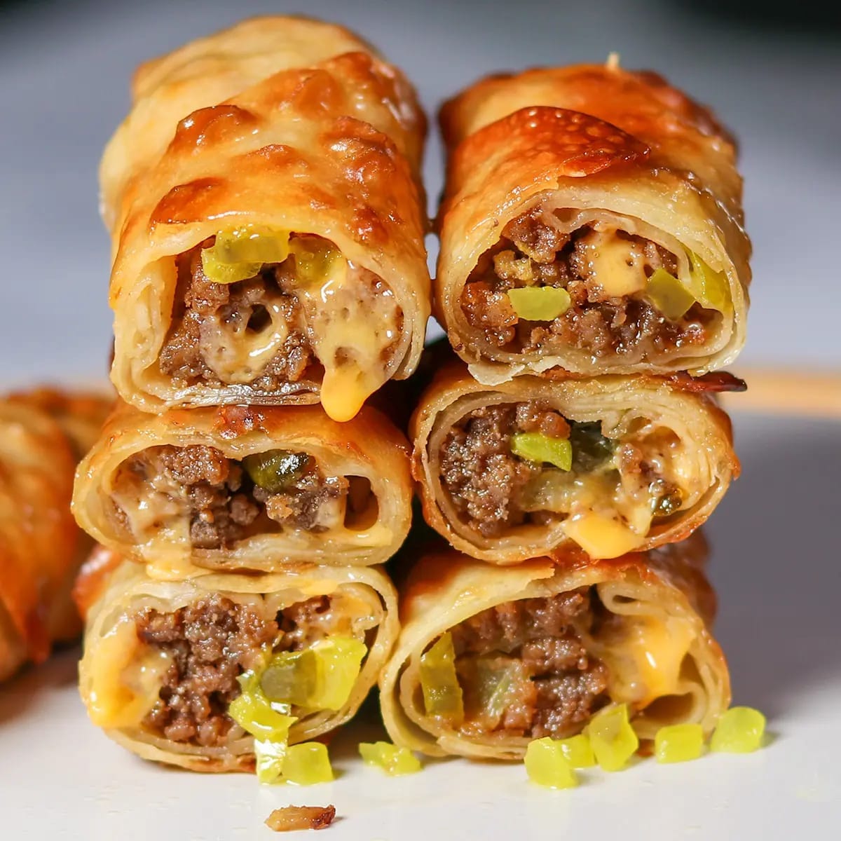 Cheeseburger Egg Rolls