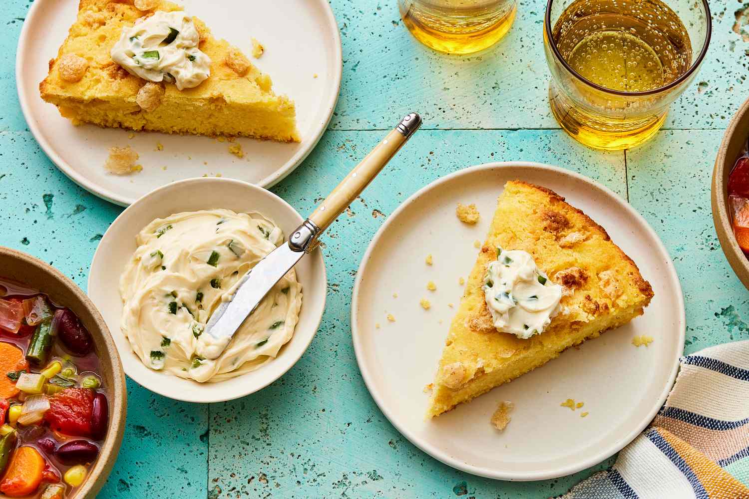 Louisiana Cracklin’ Cornbread