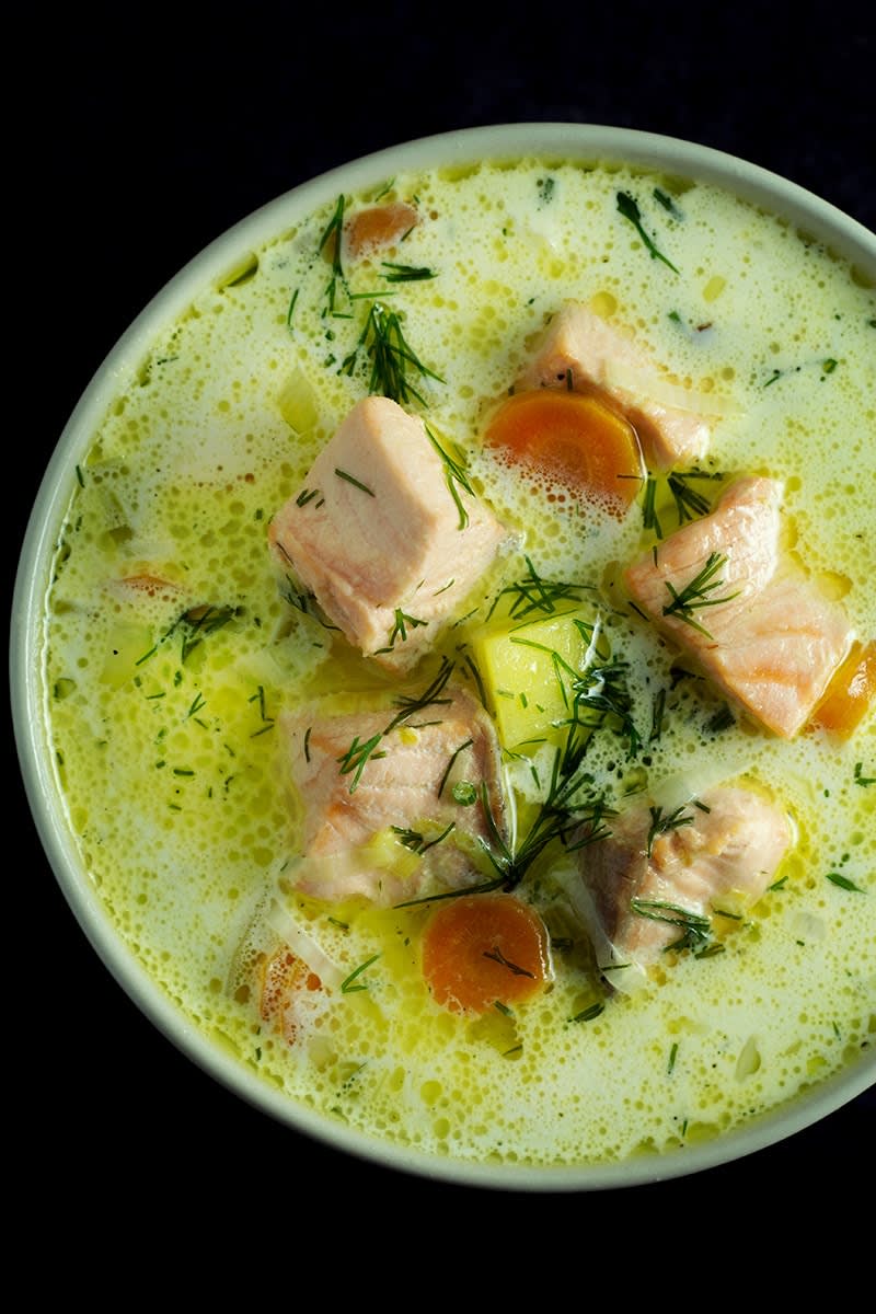 Finnish Salmon Soup (Lohikeitto)