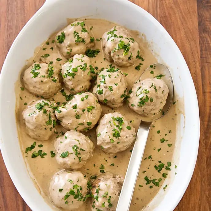 The BEST German Meatballs (Königsberger Klopse)