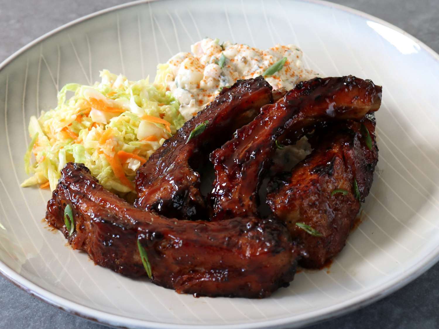 Sticky Garlic Ribs