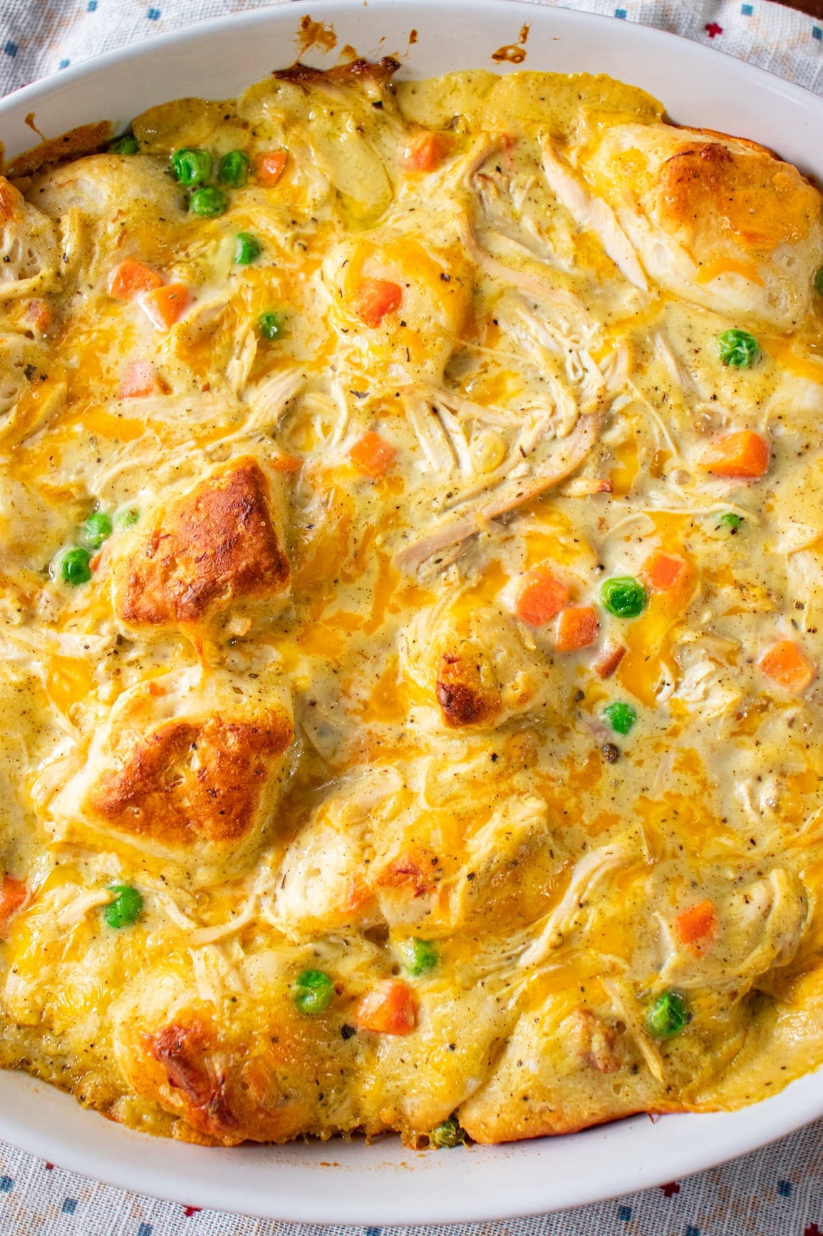 Easy Chicken and Biscuits Casserole