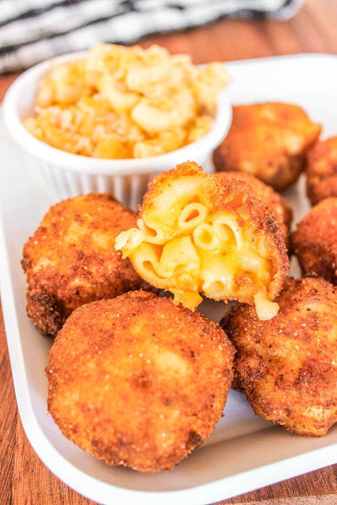 Fried Macaroni and Cheese Balls