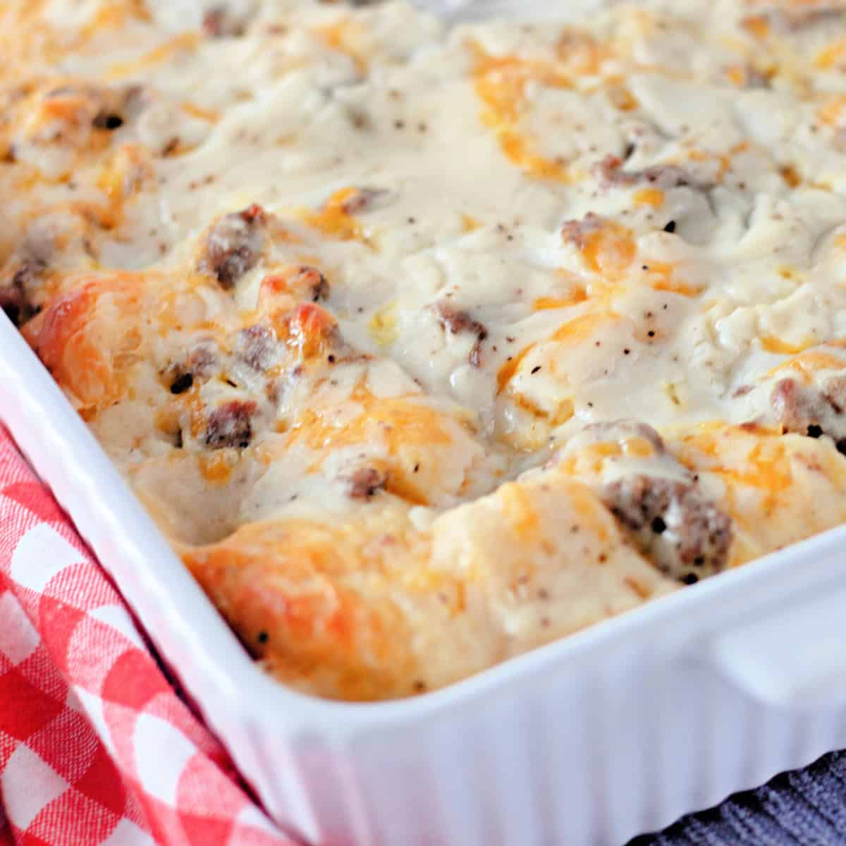 Biscuits and Gravy Casserole