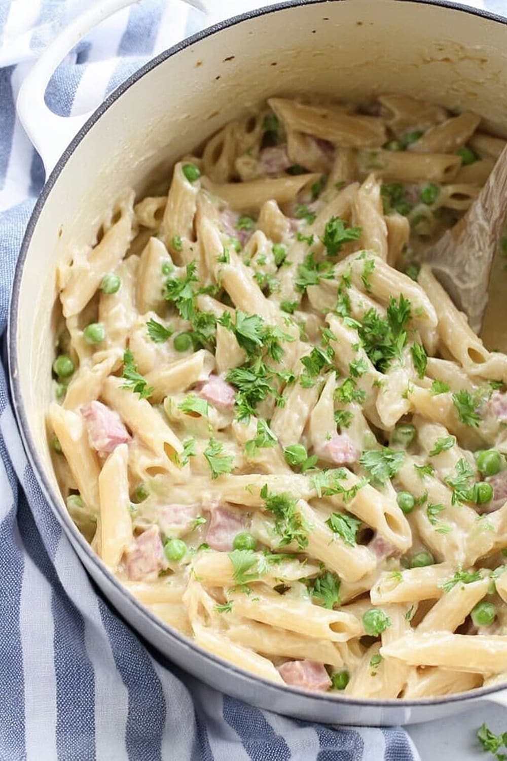One Pot Leftover Ham and Pea Pasta