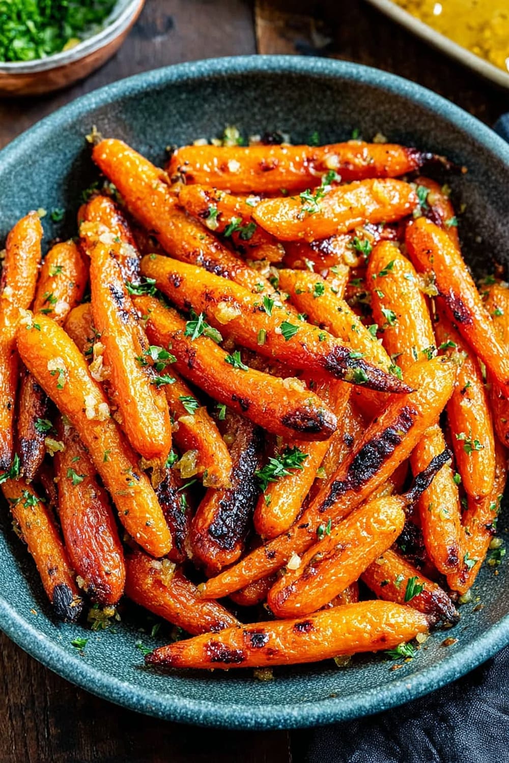 Honey Garlic Butter Roasted Carrots