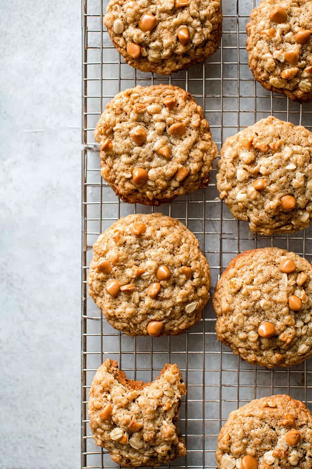 Soft & Chewy Oatmeal Scotchies