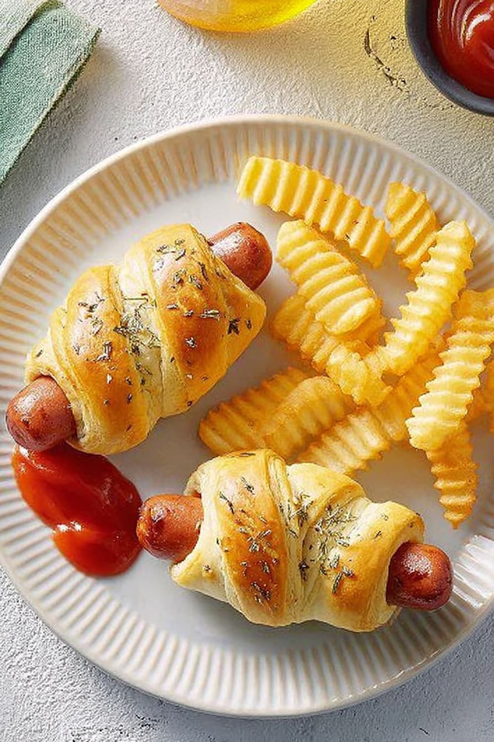 4-Ingredient Pigs in a Blanket