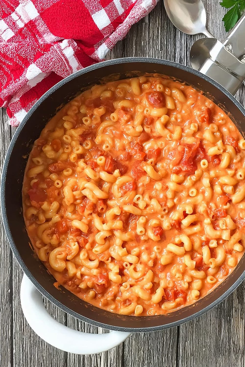 Creamy Tomato Macaroni and Cheese