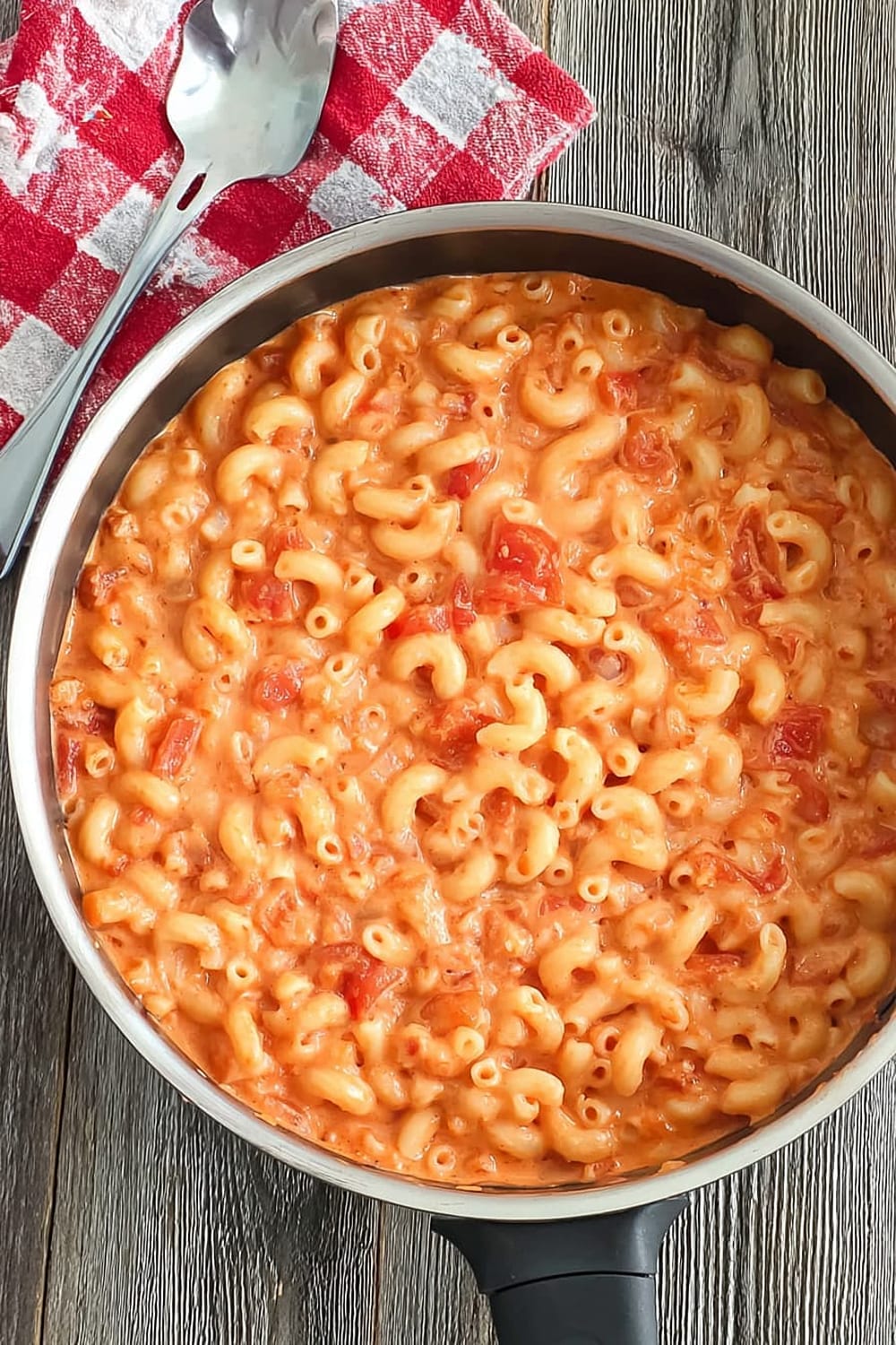 Creamy Tomato Macaroni and Cheese