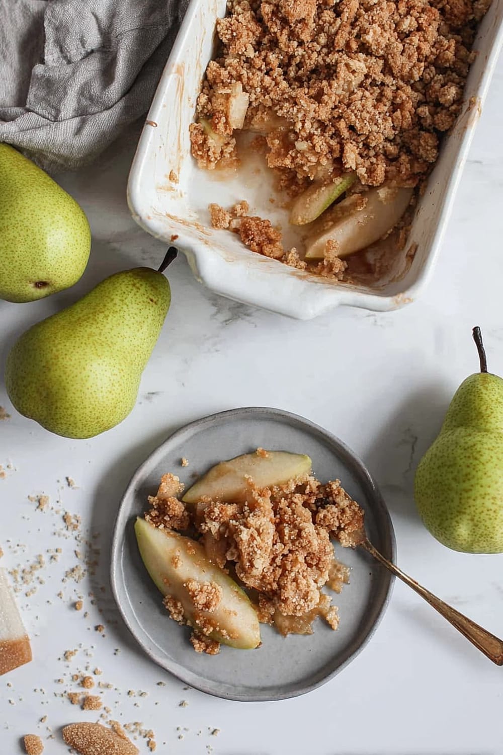 Cinnamon Pear Crumble