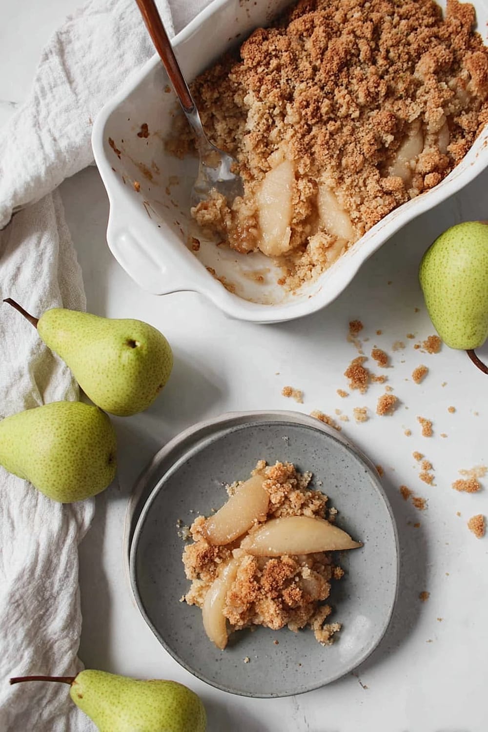 Cinnamon Pear Crumble