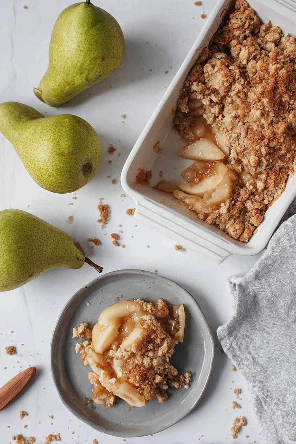 Cinnamon Pear Crumble