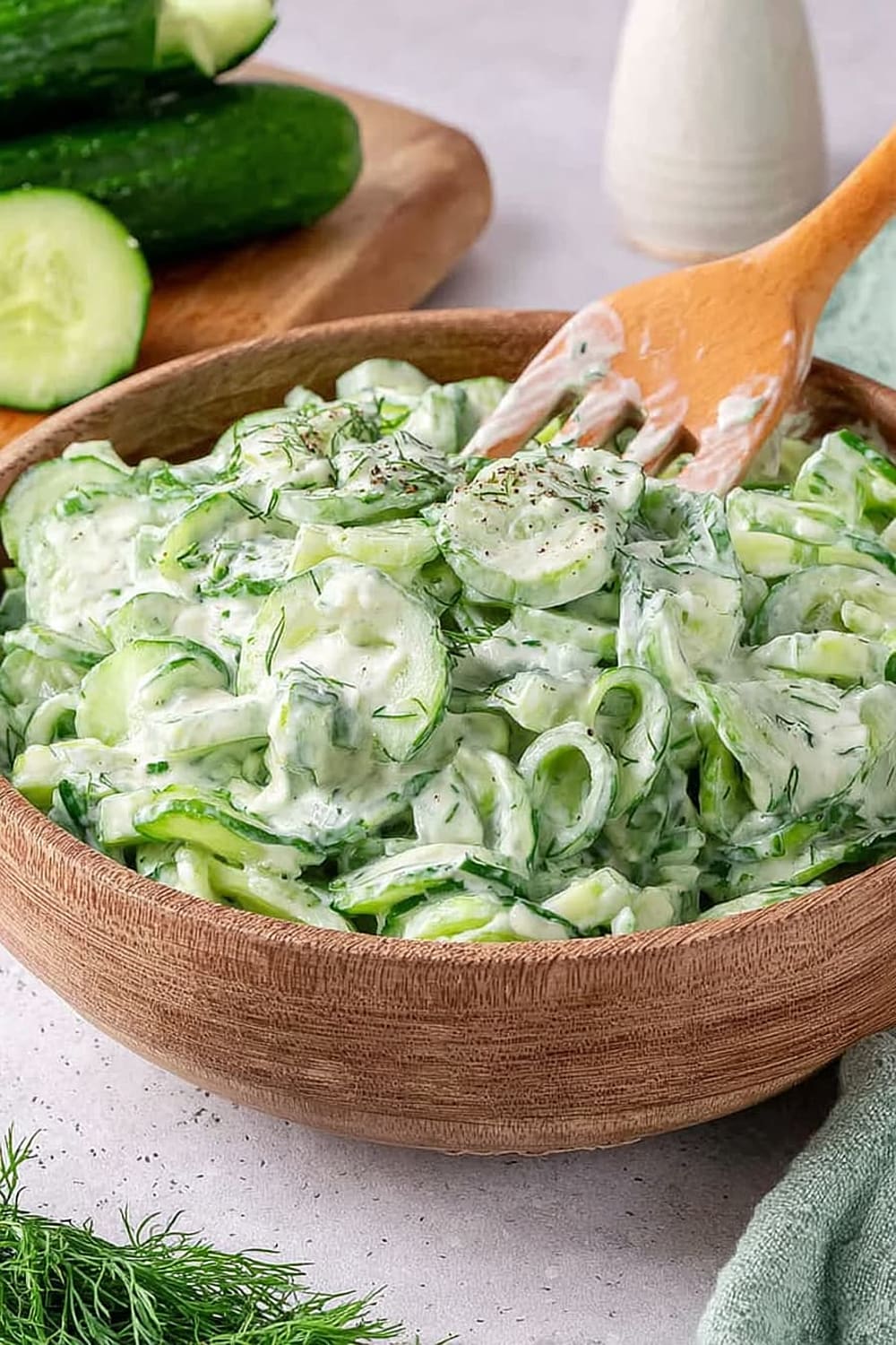 German Cucumber Salad (Gurkensalat)