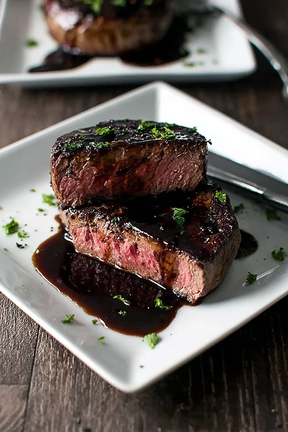Filet Mignon with Red Wine Sauce
