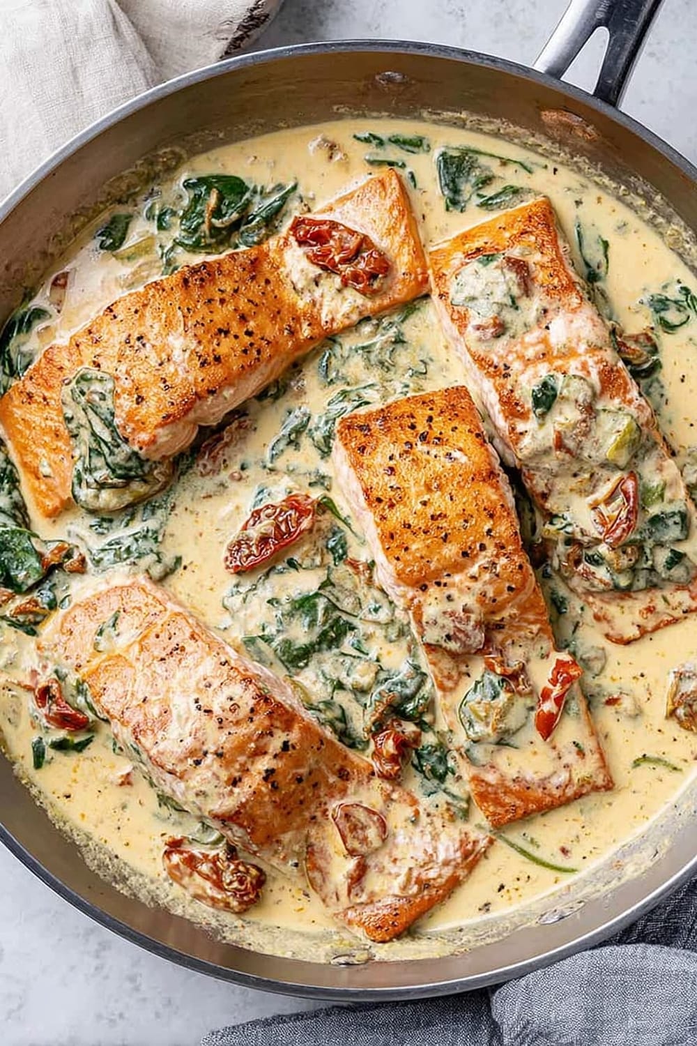 Insanely Good Creamy Tuscan Garlic Salmon