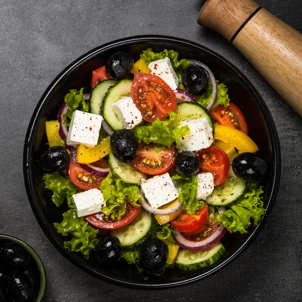 What Dressing Goes with Greek Salad? 11 Best Dressings