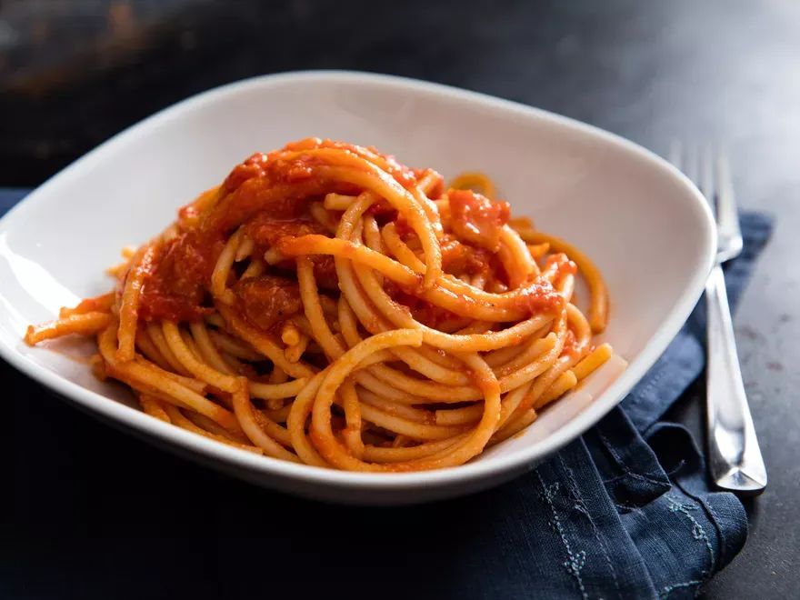 What to Serve with Amatriciana (14 Easy Sides)