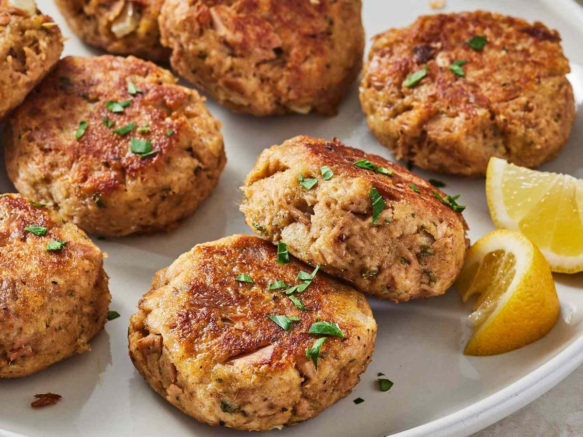 30 Dinners Ready Before the News Starts