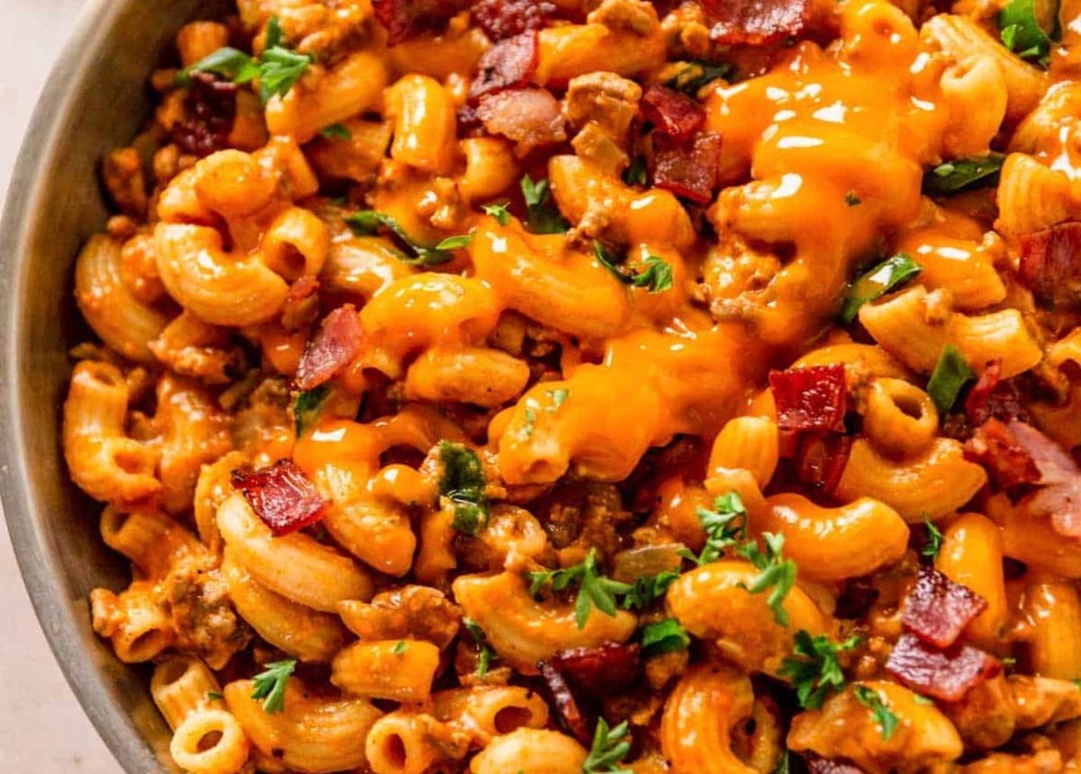 Bacon Cheeseburger Pasta
