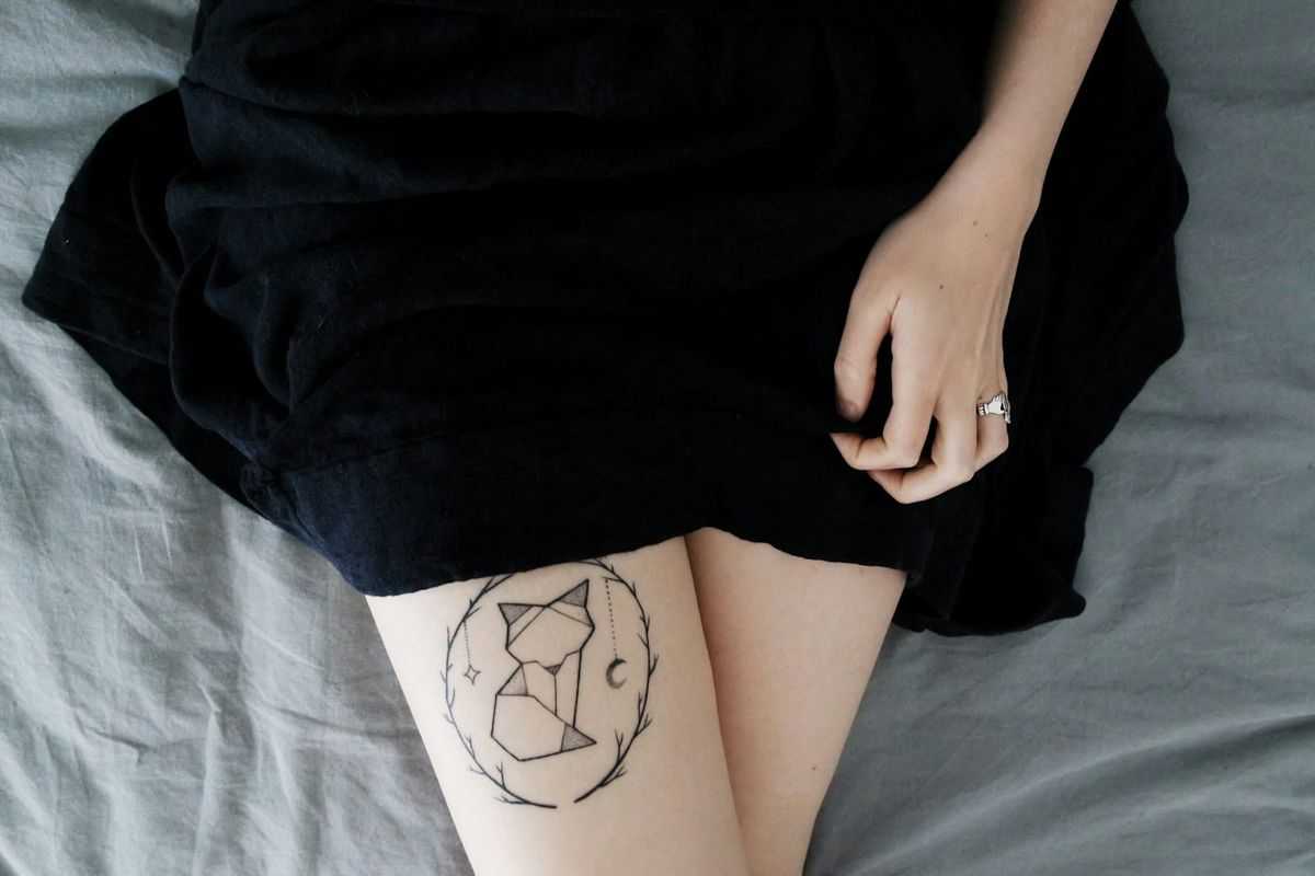 33 Stunning Leg Tattoos for Women