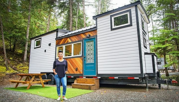 This Tiny 30-Foot Cottage Sleeps Nine — Wait Until You See the Bathroom