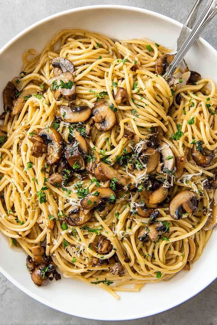 Black Garlic Pasta