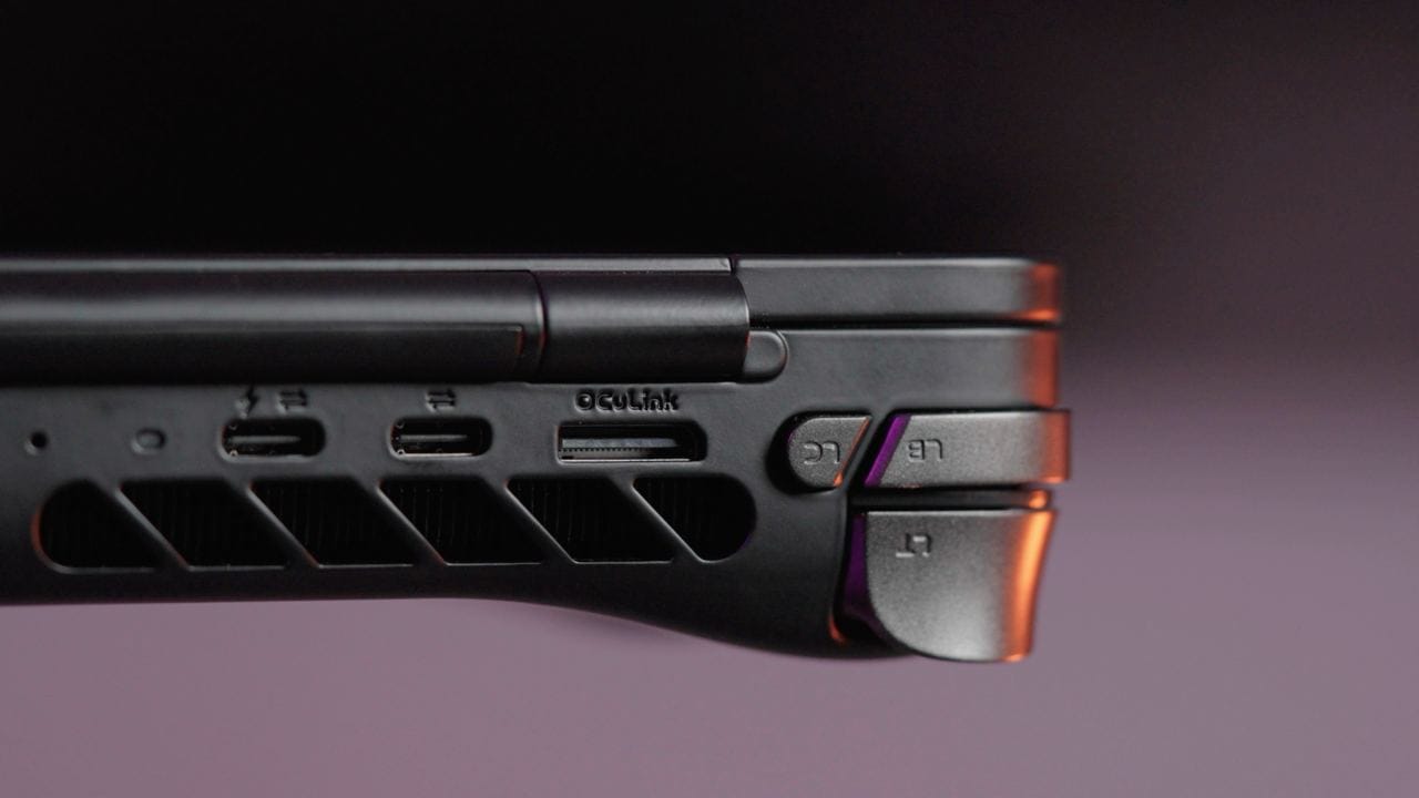 Shoulder buttons on the AYANEO Flip KB