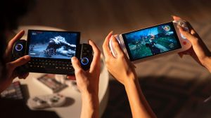 AYANEO Slide is now available on Indiegogo, starting at $699