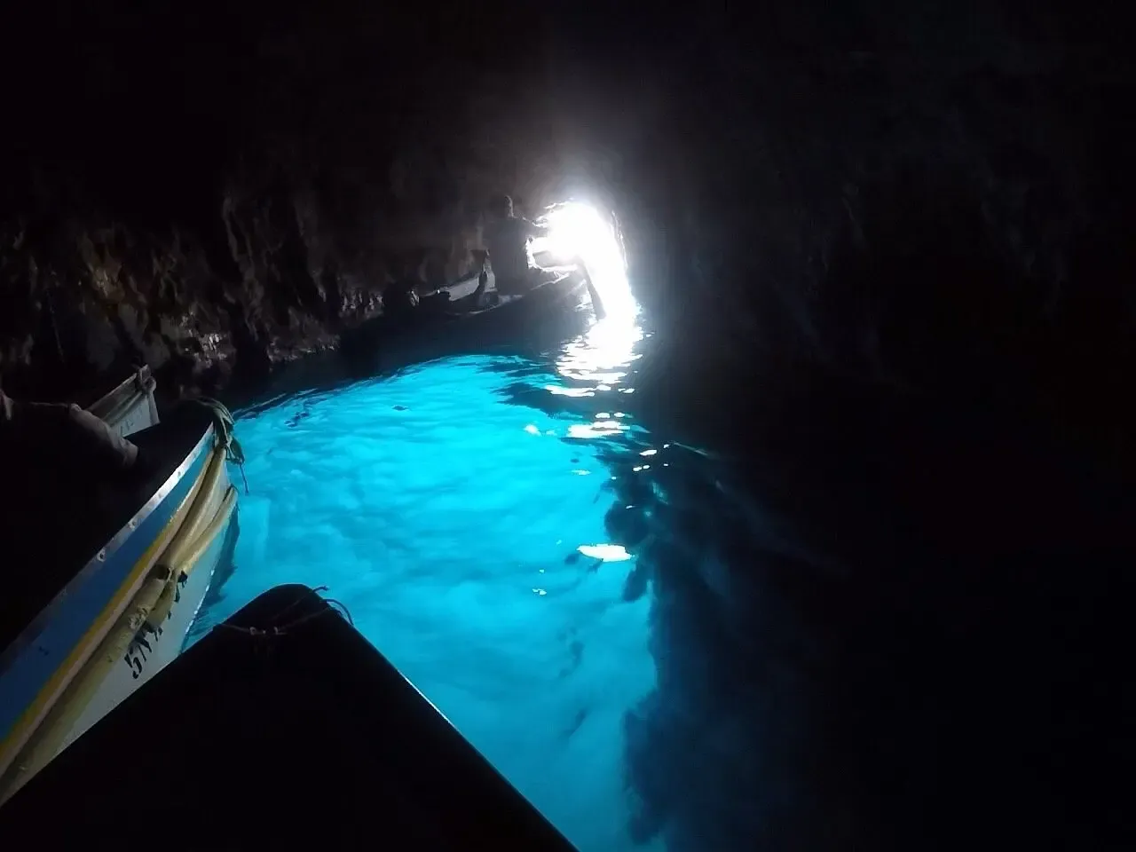 網民分享&nbsp;意大利藍洞&nbsp;出洞口。(資料來源：tripadvisor)