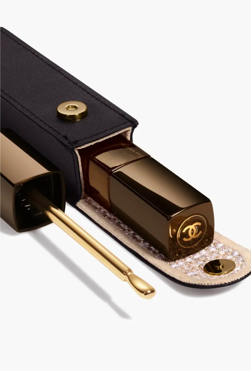 CHANEL SUBLIMAGE L'EXTRÂIT HUILE LÈVRES&nbsp;唇部精華油。(資料來源：CHANEL官方網站)