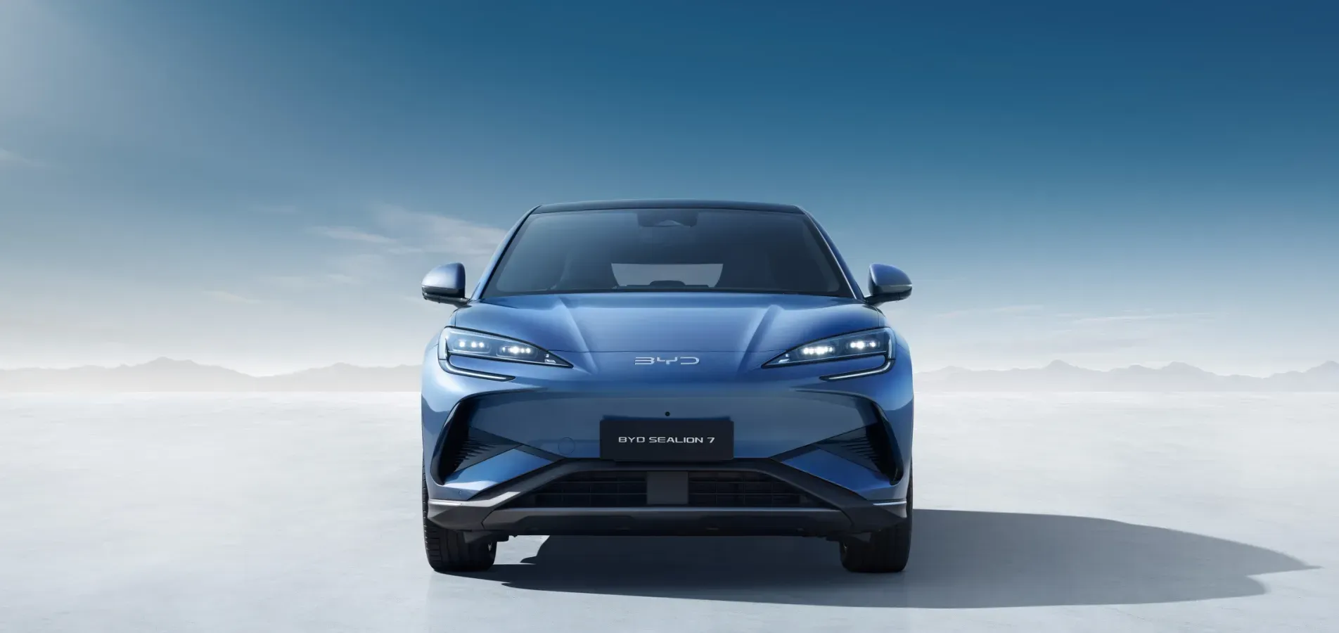 BYD SEALION 7正面&nbsp;view，超霸氣。(資料來源：BYD官方網站)
