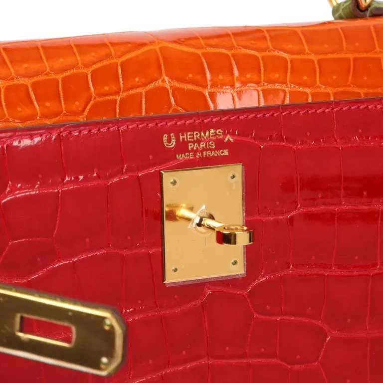 同時顯示&nbsp;Special Order（SO）馬蹄刻印，以及&nbsp;Porosus&nbsp;婆羅洲長吻鱷（灣鱷）對應嘅「Λ」皮種標記示意圖。「Λ」代表鹹水鱷魚皮革，屬《瀕危野生動植物種國際貿易公約》（CITES）規管物種；馬蹄符號則用作識別訂製款（SO）身份，兩者用途不同。