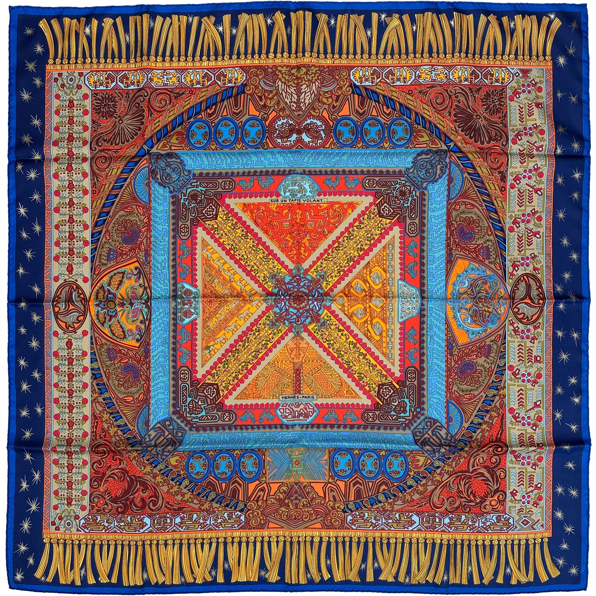 Hermès 絲巾 Sur un Tapis Volant(Annie Faivre 設計),畫面中藏有猴子元素。