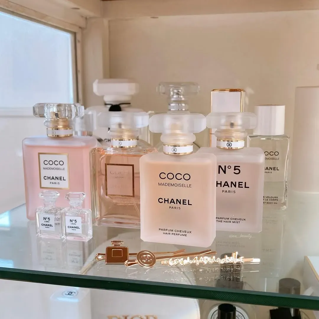 網民分享入手 Chanel COCO MADEMOISELLE Hair Perfume 時更附送髮夾小禮物。