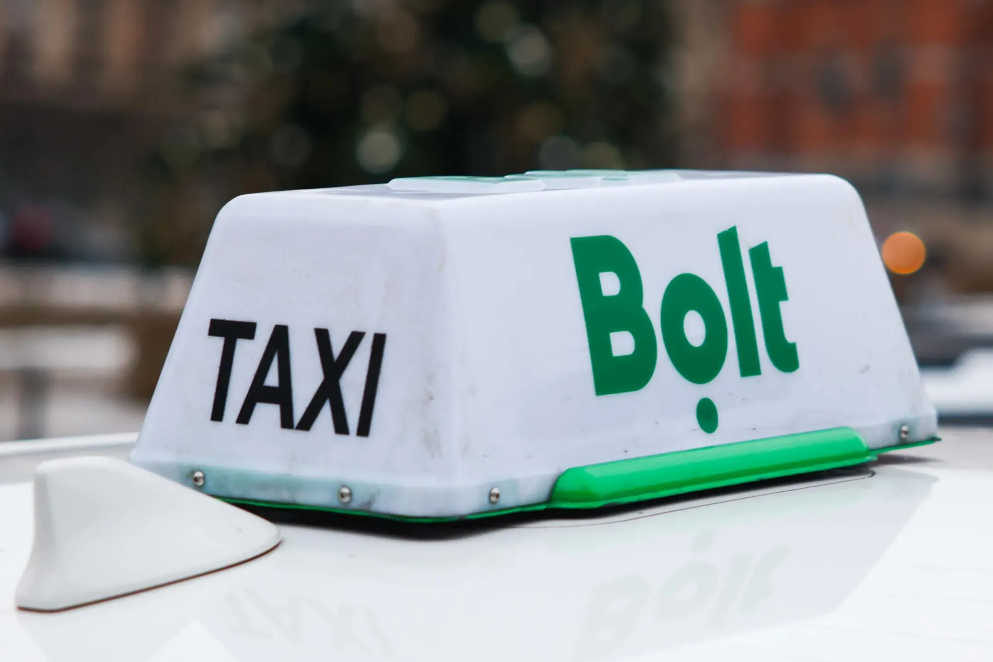歐美出行市場：Robotaxi服務全面擴張