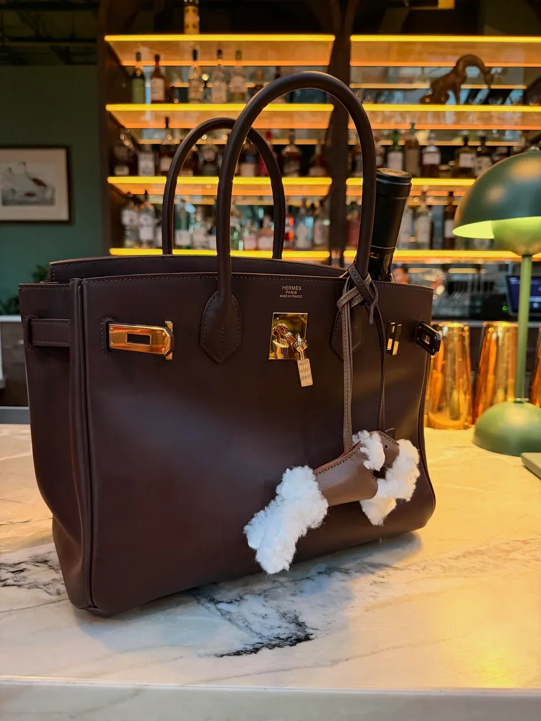 用家Birkin 30 Swift裝運&nbsp;Napa 2011 Cabernet Sauvignon，實用派示範