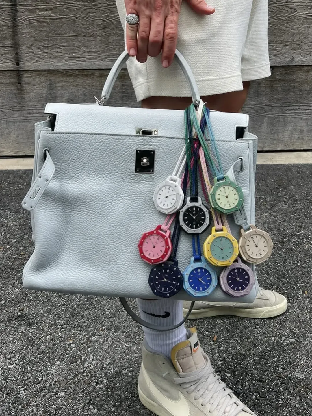 近年奢侈品市場興起「個人化&nbsp;styling」文化，手袋已經由單純配件變成展示個人風格嘅平台。