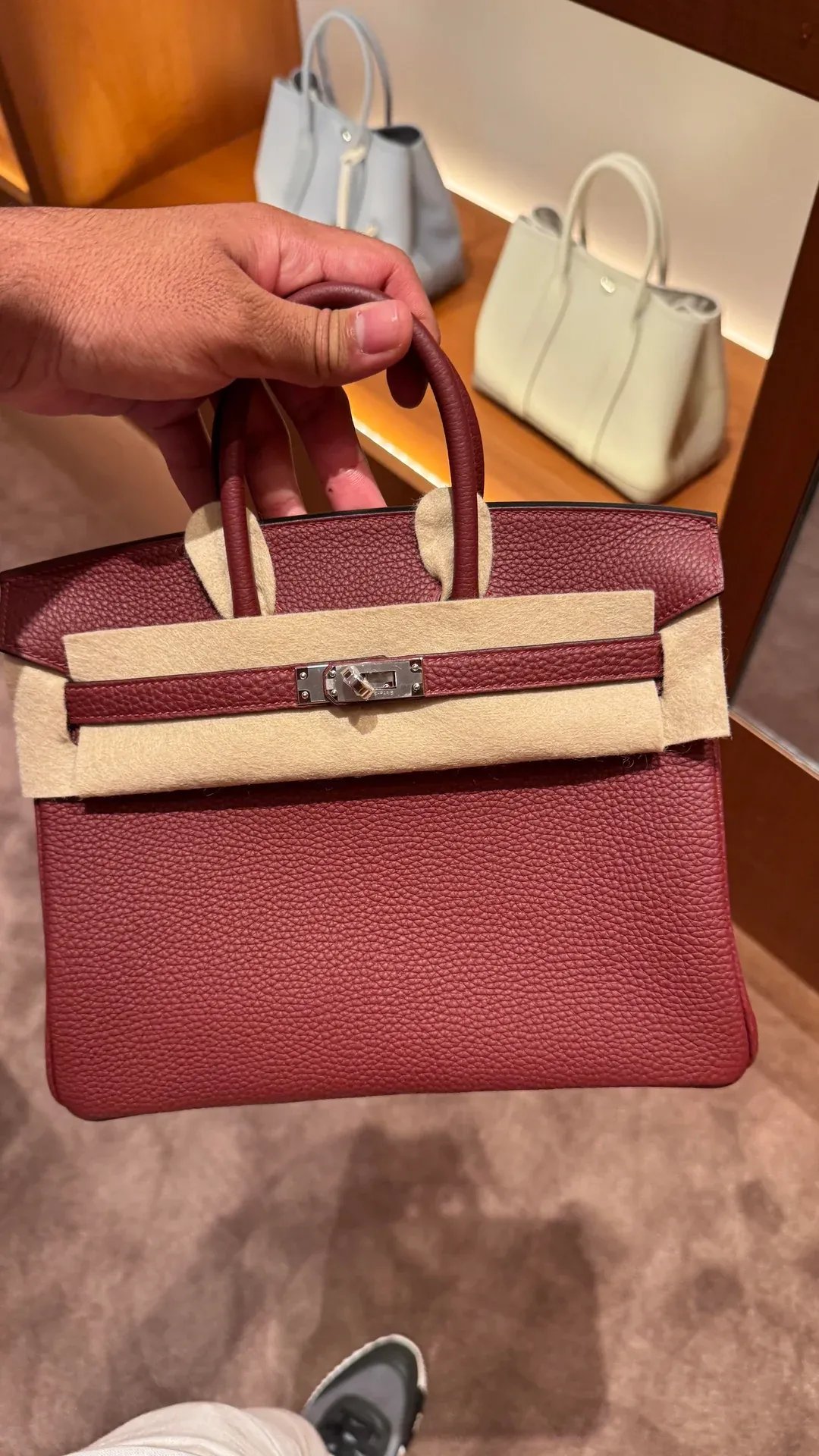 Reddit&nbsp;用家分享等候11個月後收到&nbsp;Birkin 25 Rouge H Togo&nbsp;配&nbsp;Palladium Hardware