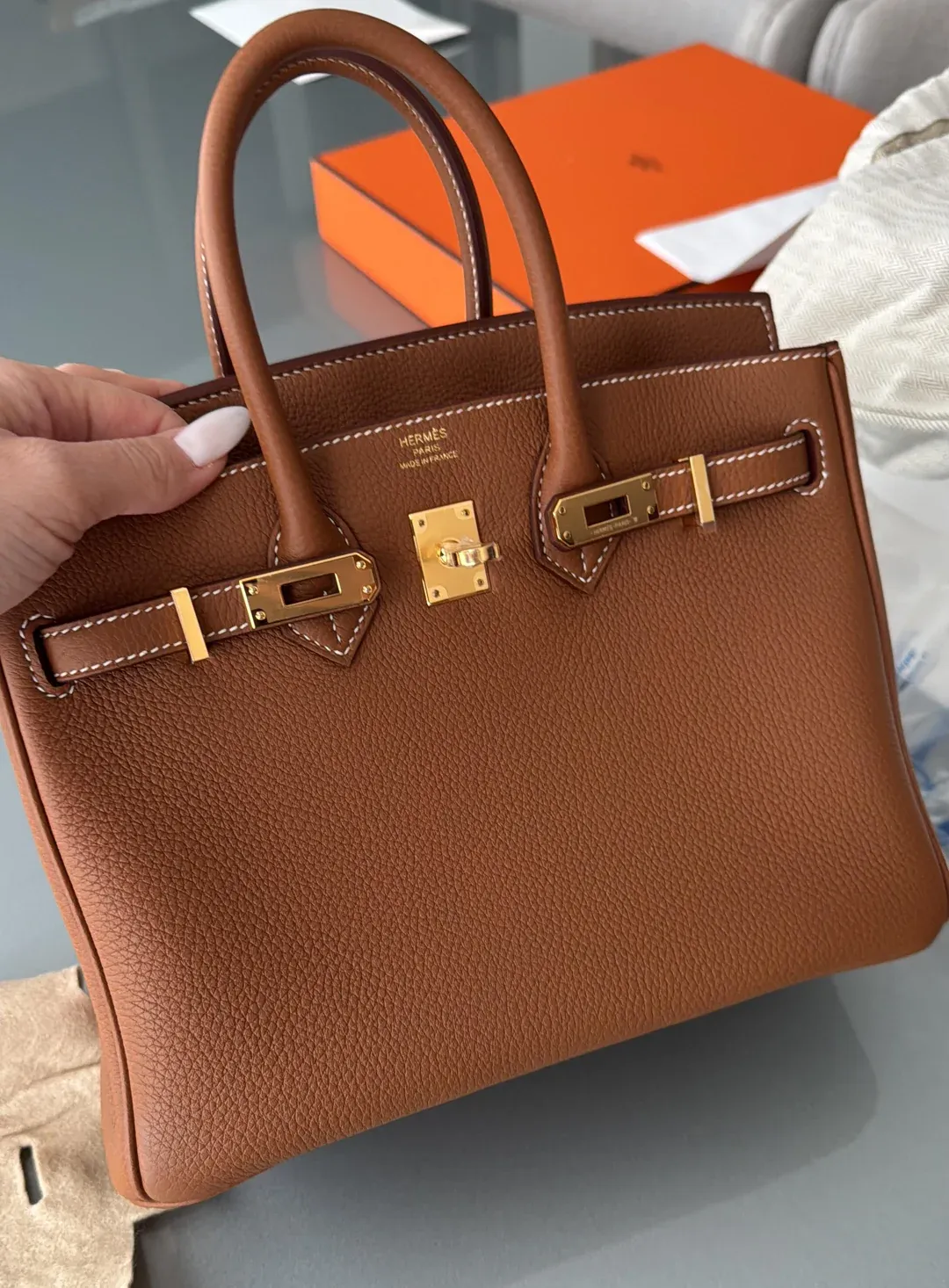 Birkin 25&nbsp;金棕金扣配&nbsp;Togo&nbsp;皮一直被不少收藏家視為最具代表性嘅&nbsp;Hermès&nbsp;經典配置。