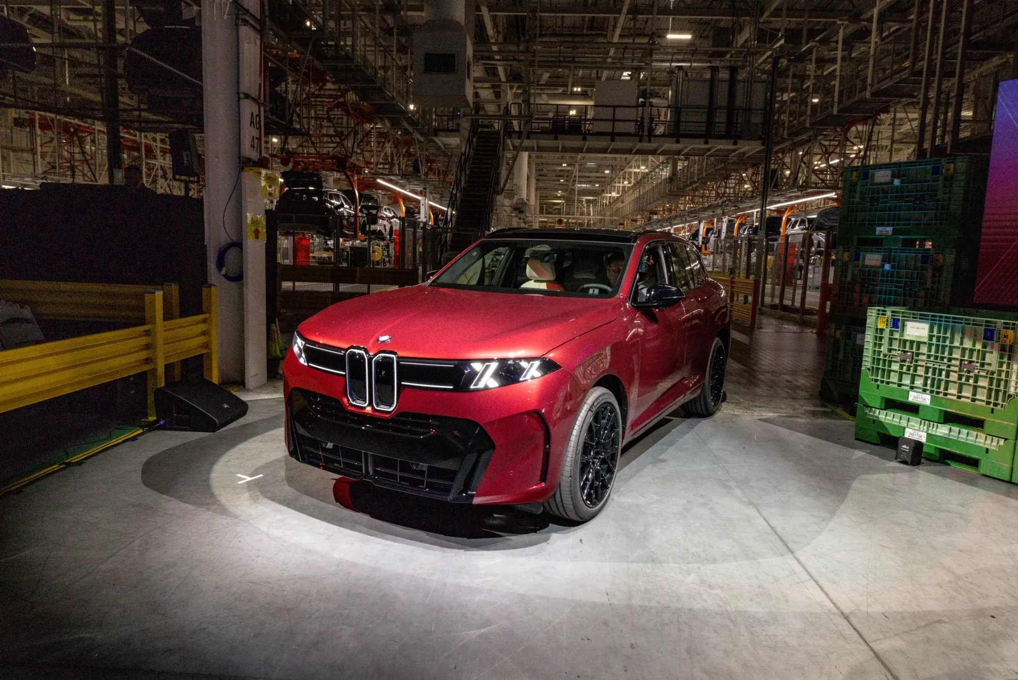 全新 BMW X5 車系大革新:告別 iDrive 旋鈕,氣壓懸掛與底盤科技全面睇