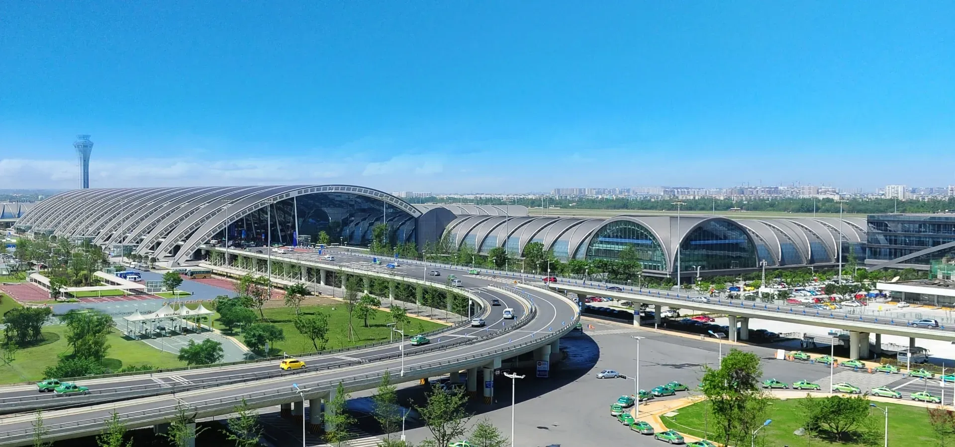 中國成都雙流國際機場（Shuangliu International Airport，簡稱CTU）嘅翻新工程正式竣工