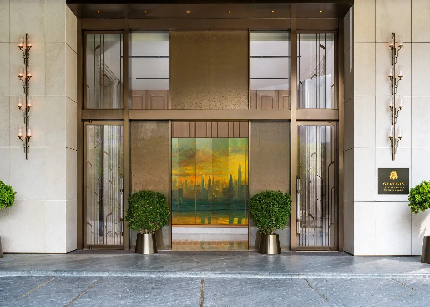 (10月15日)於深圳前海華僑城瑞吉酒店(The St. Regis Shenzhen Bao'an)舉辦以洋酒為主題嘅大師班。呢場活動將進一步拓展整個系列喺收藏、工藝同鑑賞領域上嘅探索。