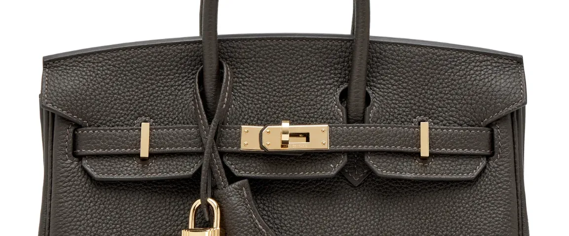 Hermès Permabrass Hardware呈現淡香檳金色,比傳統Gold Hardware更加低調,常見於Special Order及限定款式。