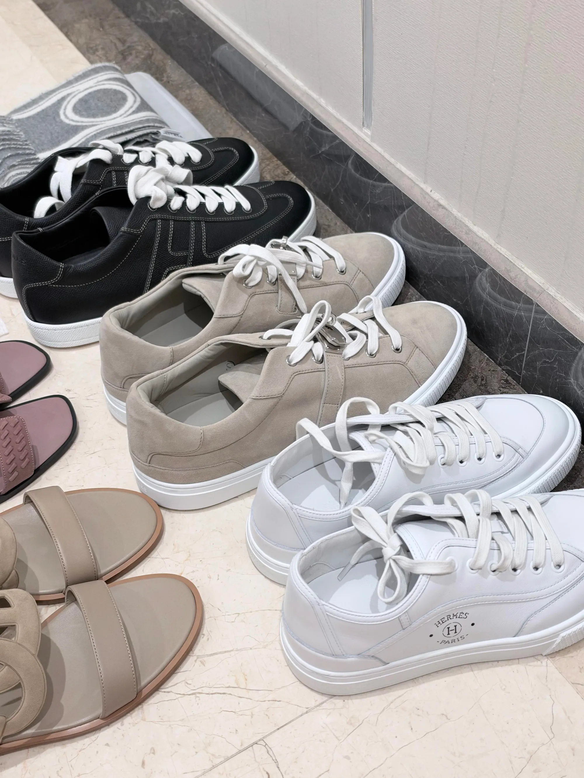 網民分享&nbsp;Hermès&nbsp;廣州&nbsp;Private Sale&nbsp;鞋款有限購。