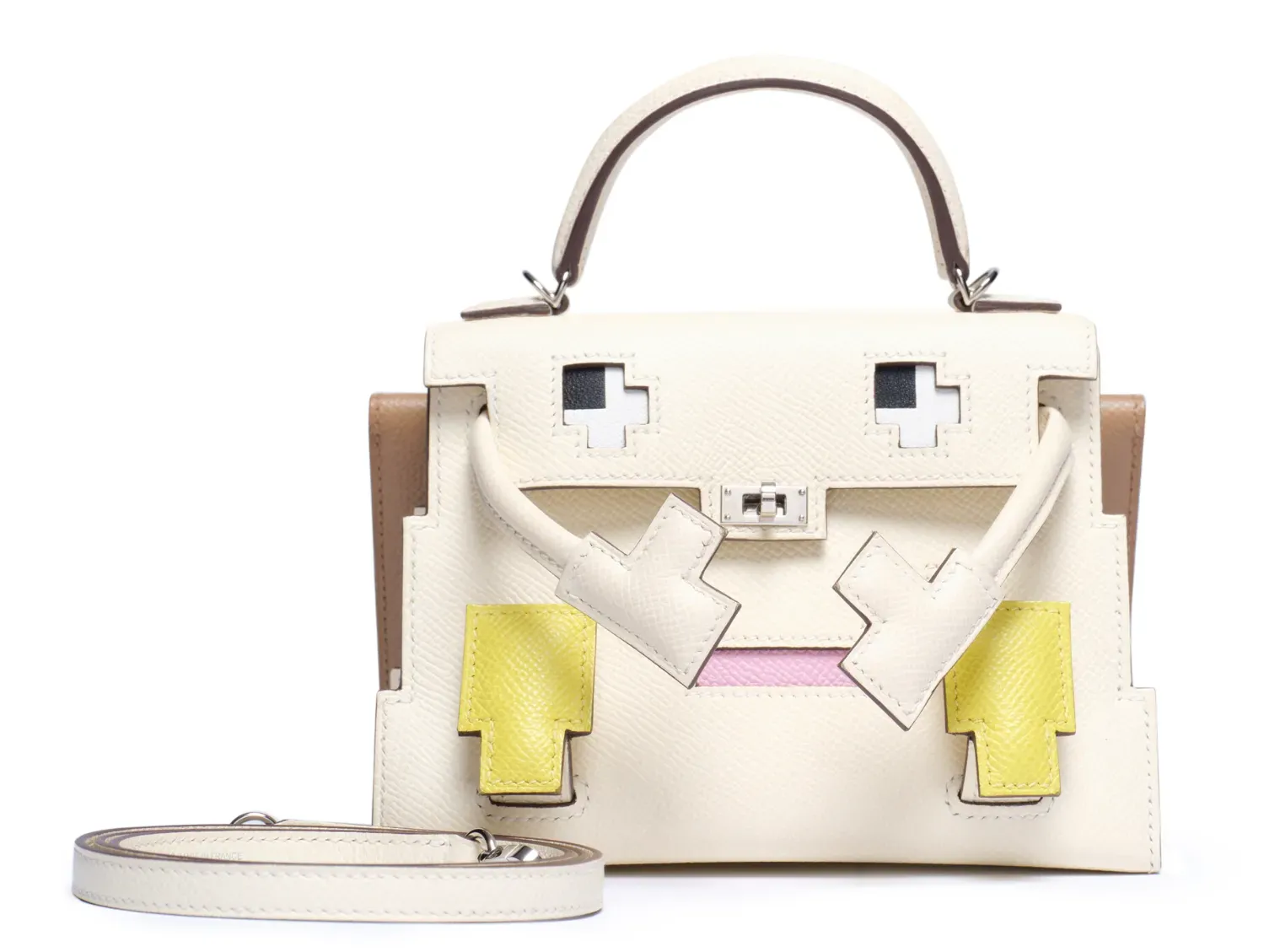 Hermès 限量版 Quelle Idole Kelly Doll Picto,採用 Nata、Lime、Mauve Sylvestre 及 Chai 配色,參考尺寸約長 16.5 cm、高 12 cm、深 7 cm。