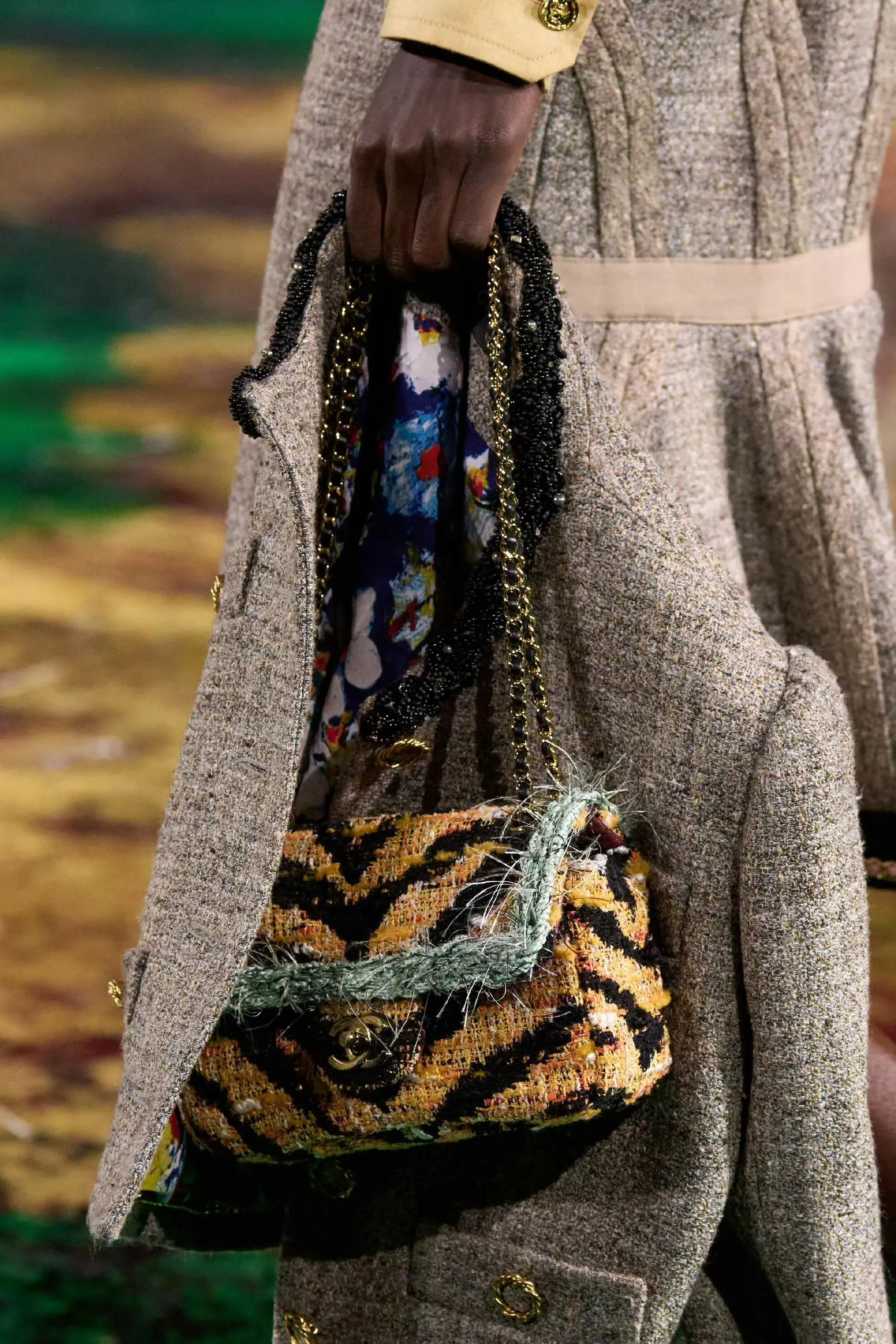CHANEL 2027春夏系列 Look 13 手袋細節。