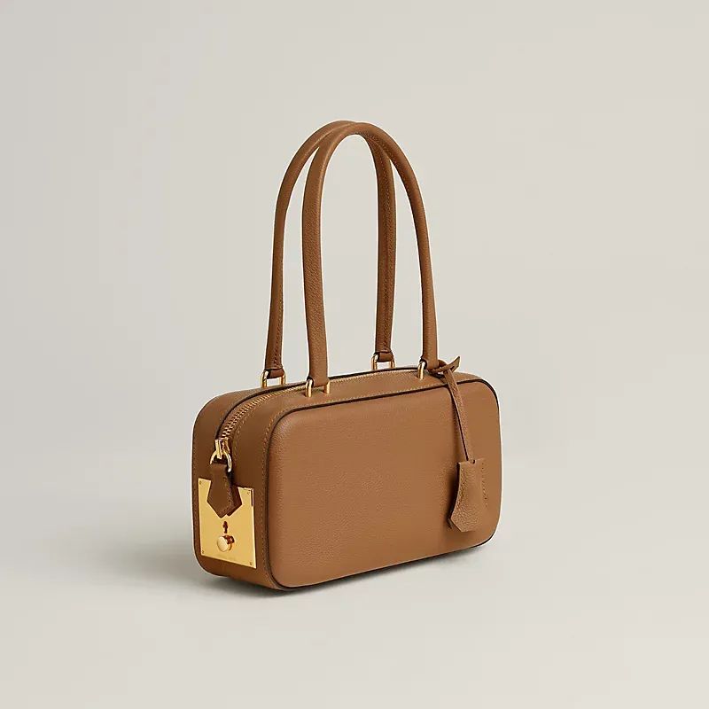 Hermès|Faubourg Express 無 Logo 手袋解析：設計定位、容量實用度與外形爭議