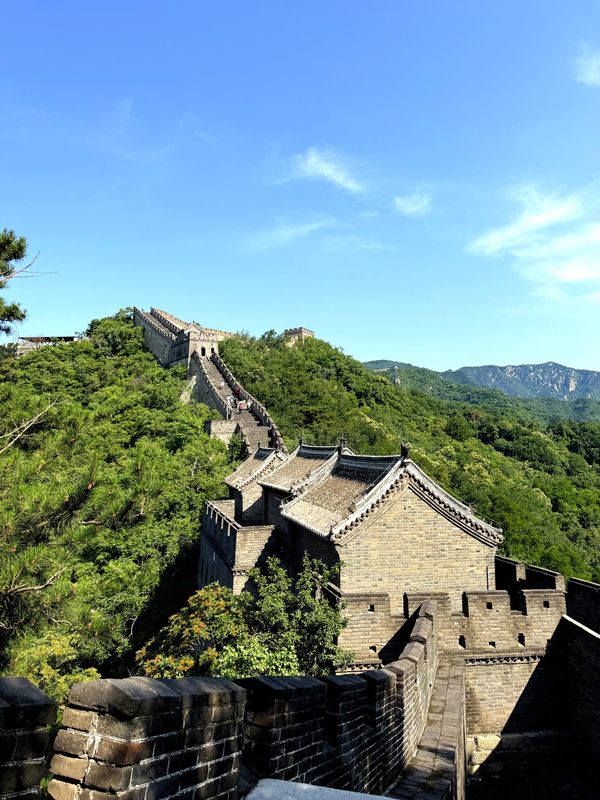 🧱 Stone, Step, Gesture: On Nietzsche, China, and the Aesthetic of Ethics