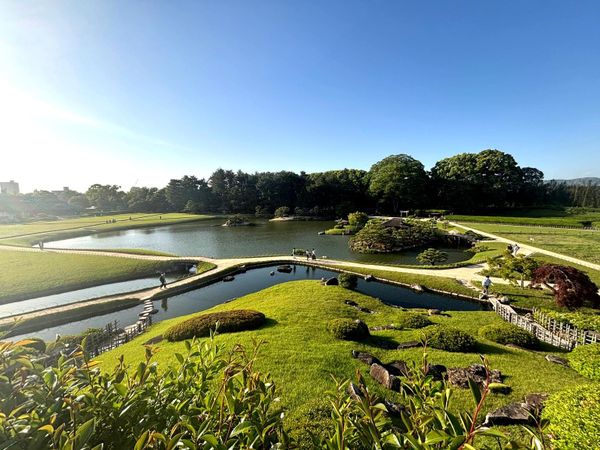 From Logos to Wa in Kōrakuen Garde